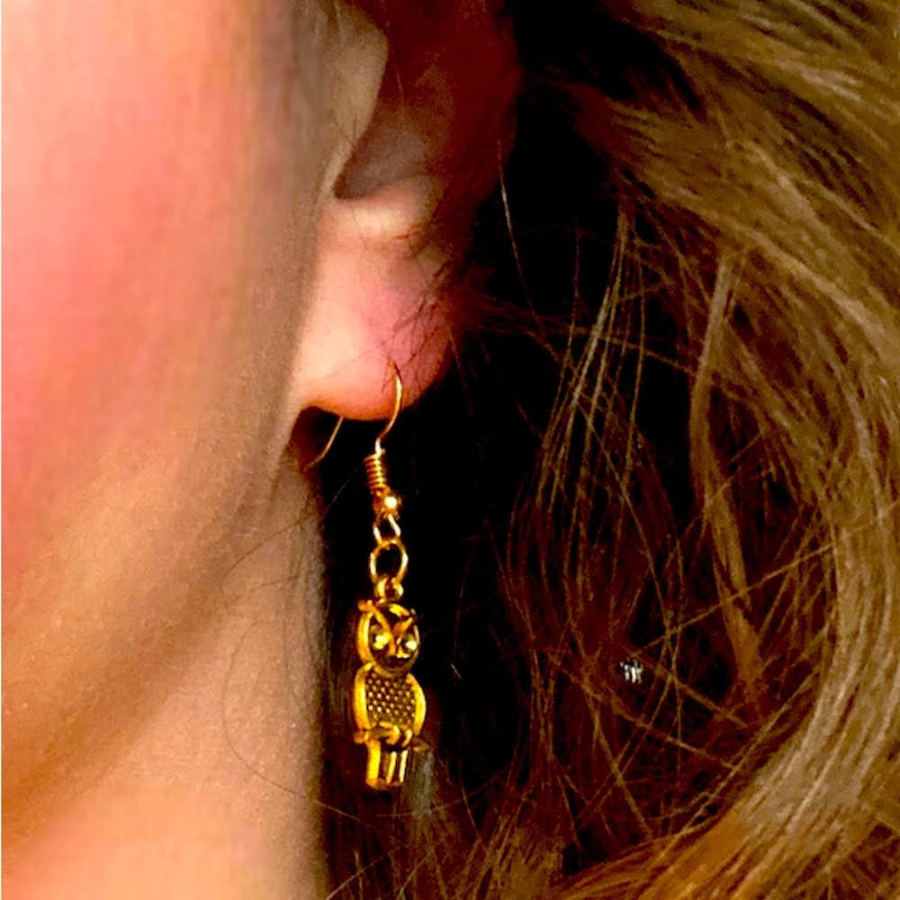 Golden Owl Dangling Fashion Earrings
